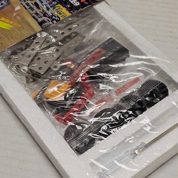 New Monster Truck Construction Set #6269 Stainless Steel 94pcs Pullback Motor - Picture 12 of 13